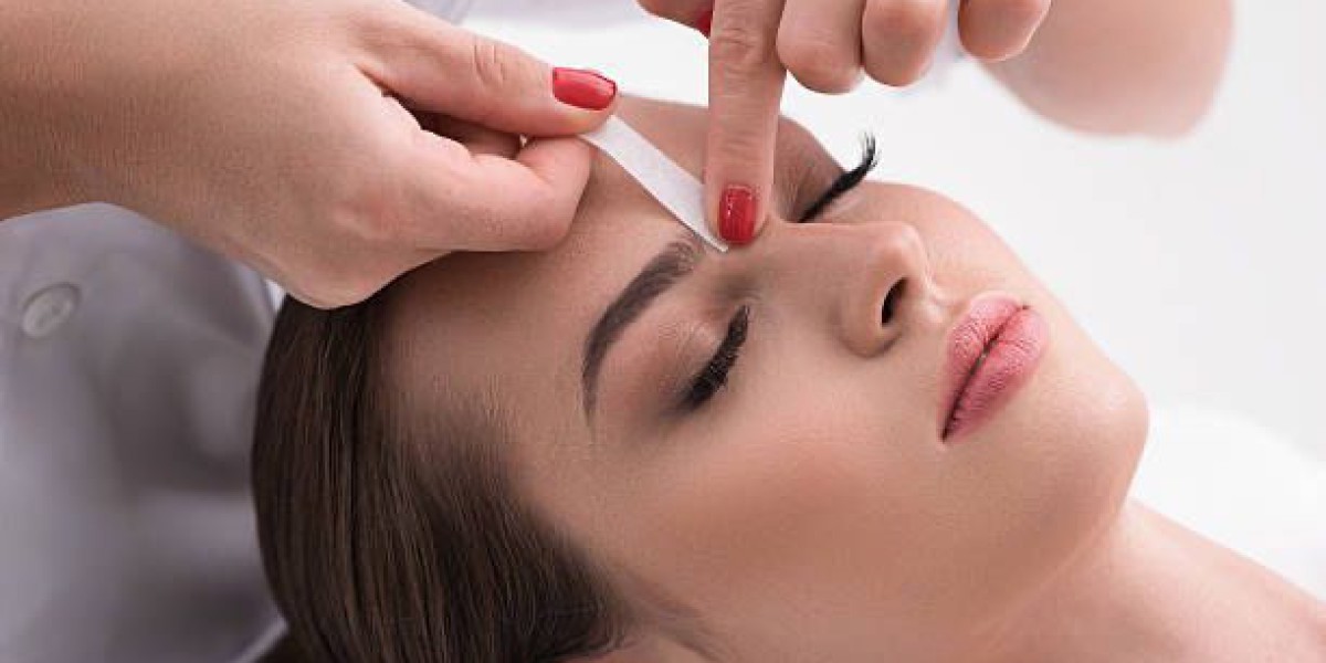 Get Perfect Brows with Eyebrow Threading London, Ontario