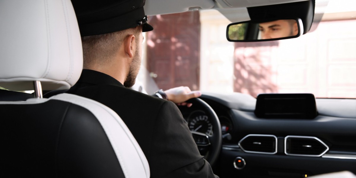 Embracing Chauffeur-Driven Luxury Car Hire