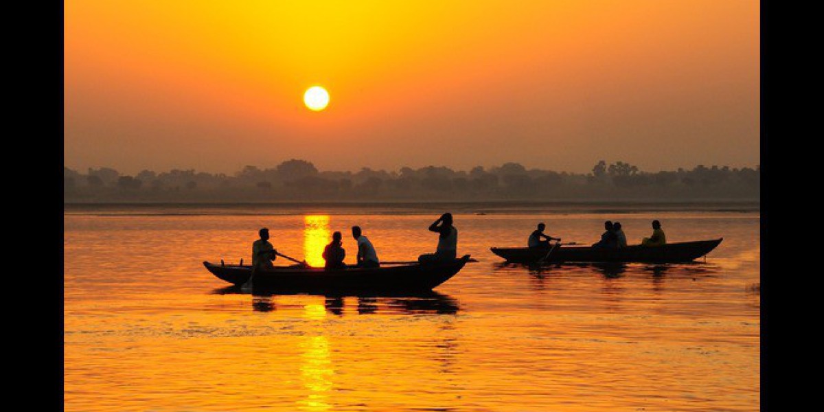 Rishikesh: Where Spiritual Serenity Meets Adventure Adrenaline