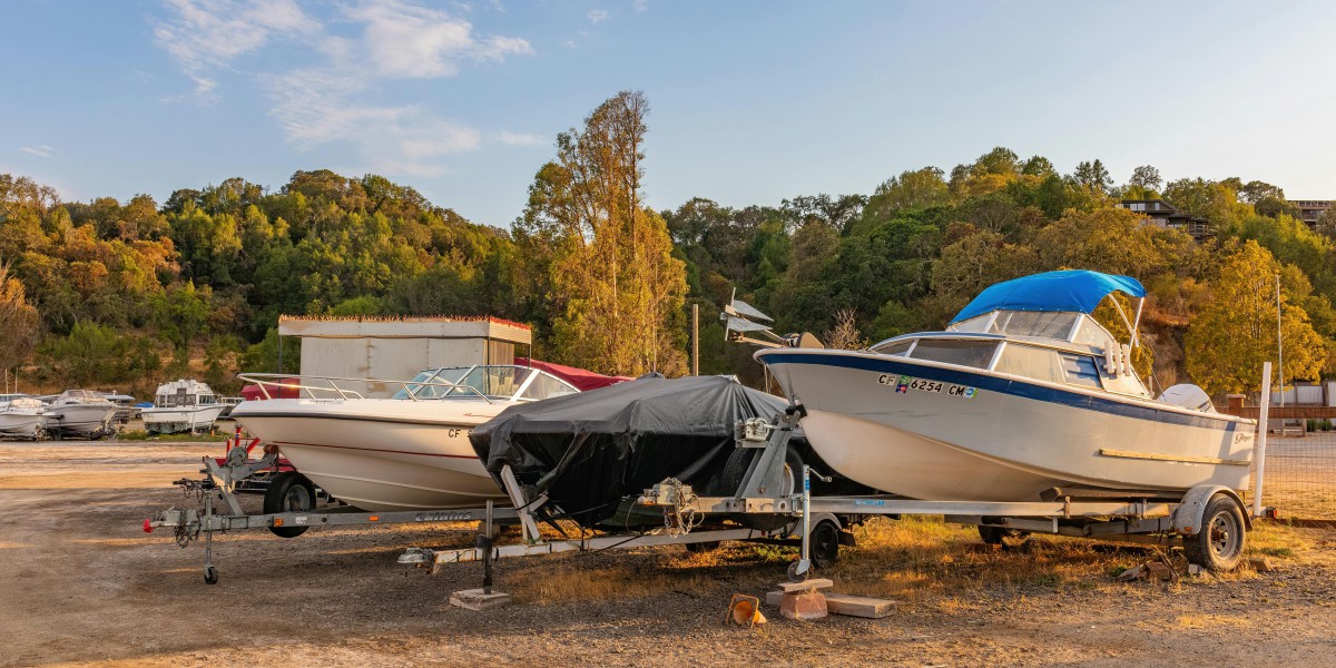 4 Reasons Outdoor Storage for RV and Boat Parking is Beneficial